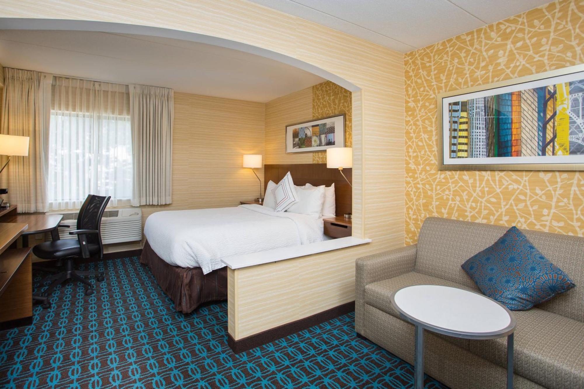 Fairfield Inn Manchester - Boston Regional Airport Exterior photo